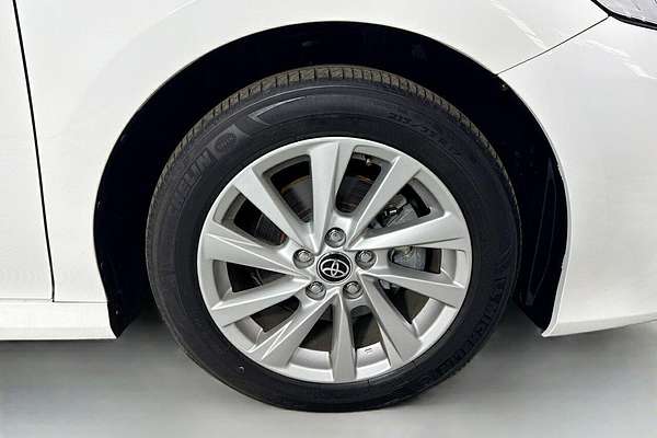 2021 Toyota Camry Ascent AXVH70R