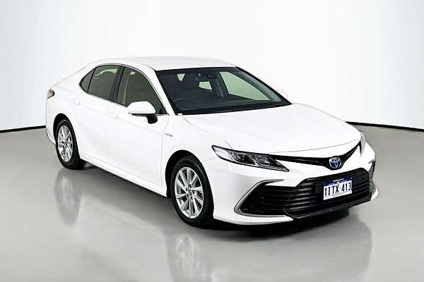 2021 Toyota Camry Ascent AXVH70R