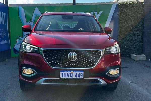 2022 MG HS Essence SAS23