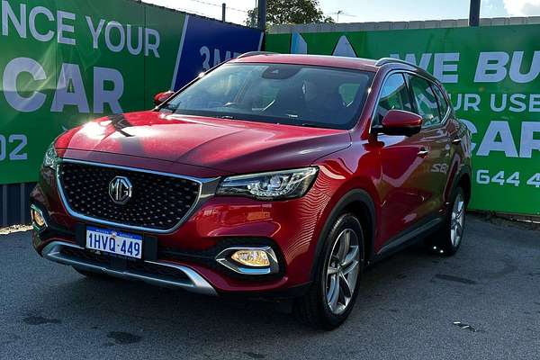 2022 MG HS Essence SAS23