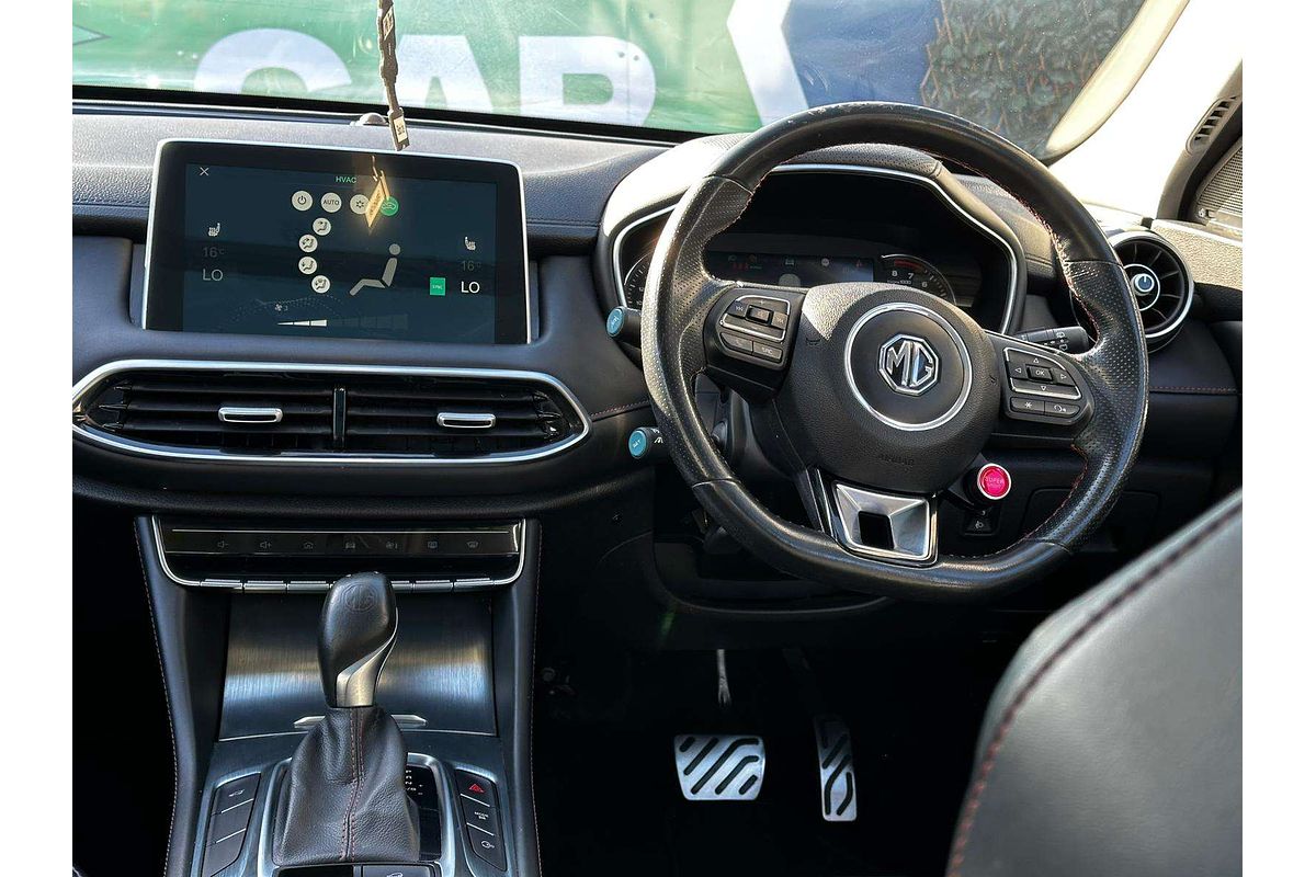 2022 MG HS Essence SAS23