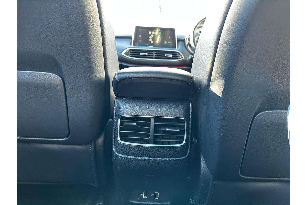 2022 MG HS Essence SAS23