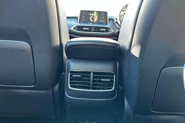 2022 MG HS Essence SAS23