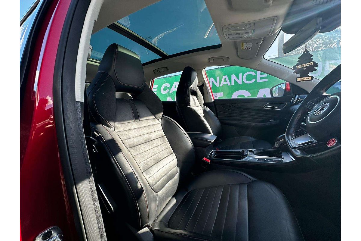 2022 MG HS Essence SAS23