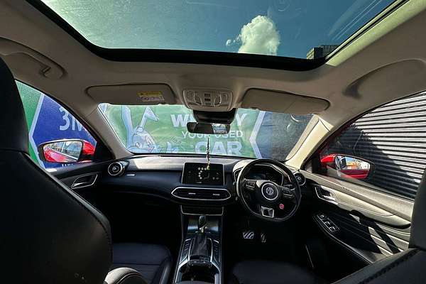 2022 MG HS Essence SAS23