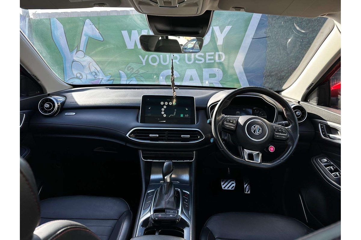 2022 MG HS Essence SAS23