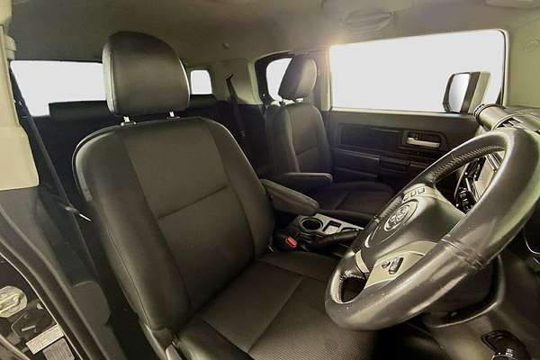 2016 Toyota FJ Cruiser GSJ15R