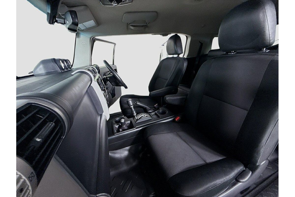 2016 Toyota FJ Cruiser GSJ15R