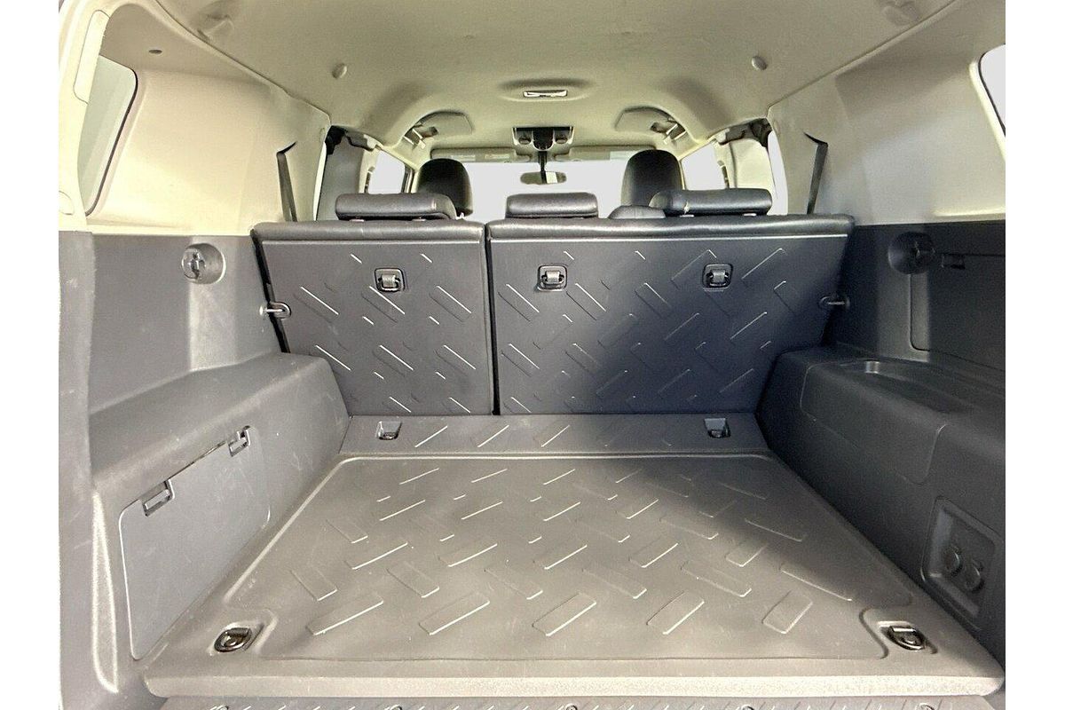 2016 Toyota FJ Cruiser GSJ15R