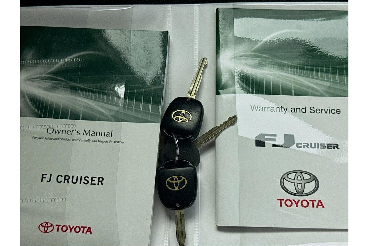 2016 Toyota FJ Cruiser GSJ15R