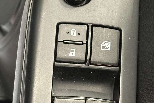 2018 Toyota Hilux Workmate GUN122R Rear Wheel Drive