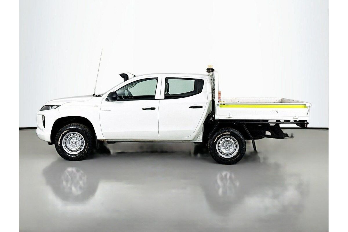 2022 Mitsubishi Triton GLX MR 4X4