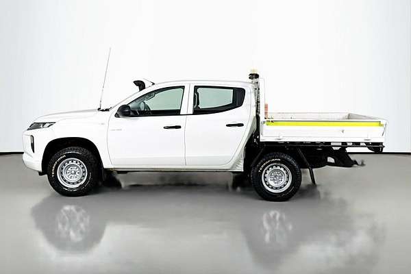 2022 Mitsubishi Triton GLX MR 4X4