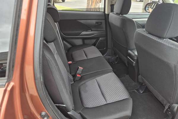 2014 Mitsubishi Outlander LS ZJ