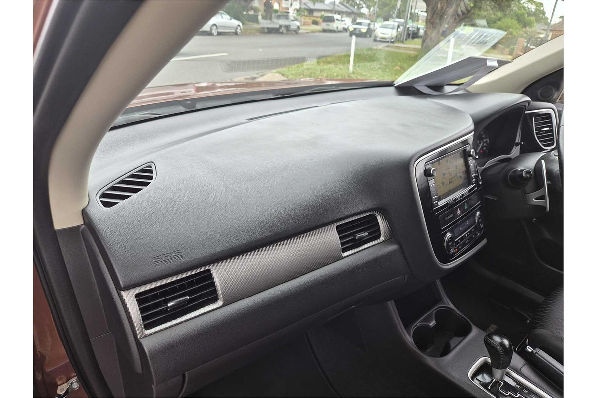 2014 Mitsubishi Outlander LS ZJ