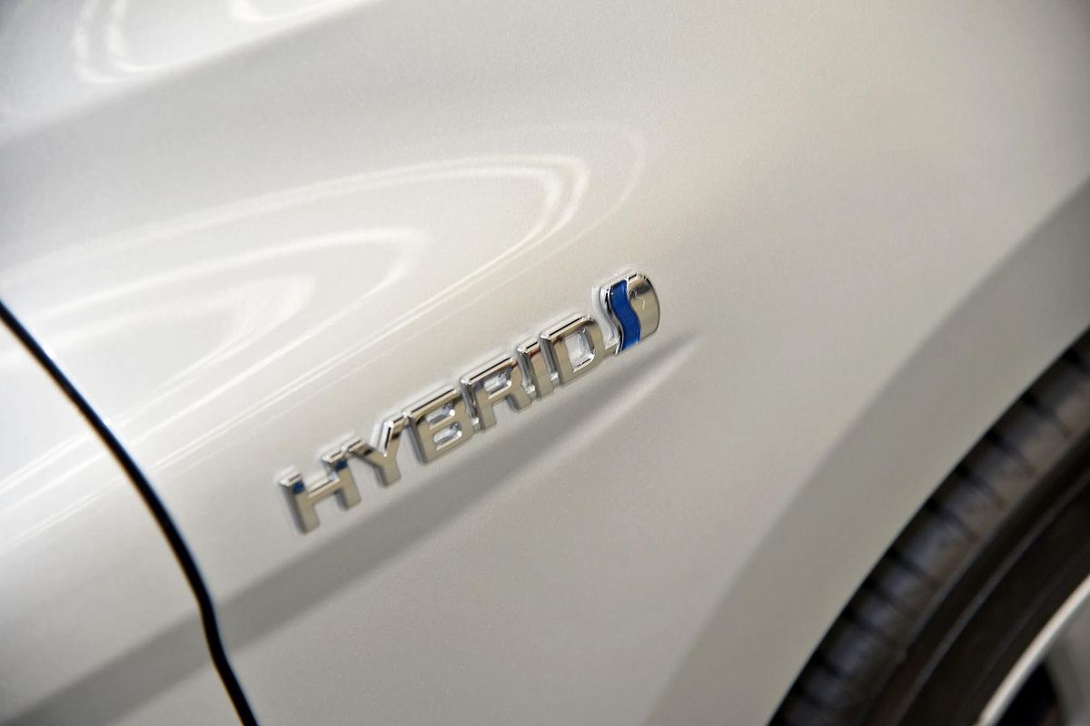 2023 Toyota Camry Ascent AXVH70R