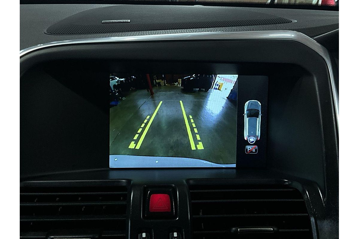 2015 Volvo XC60 D5 R-Design