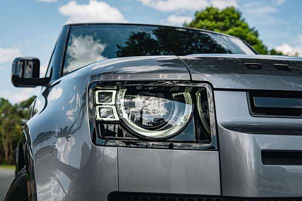 2021 Land Rover Defender 110 D300 X-Dynamic HSE L663