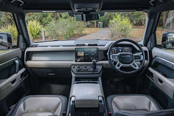 2021 Land Rover Defender 110 D300 X-Dynamic HSE L663