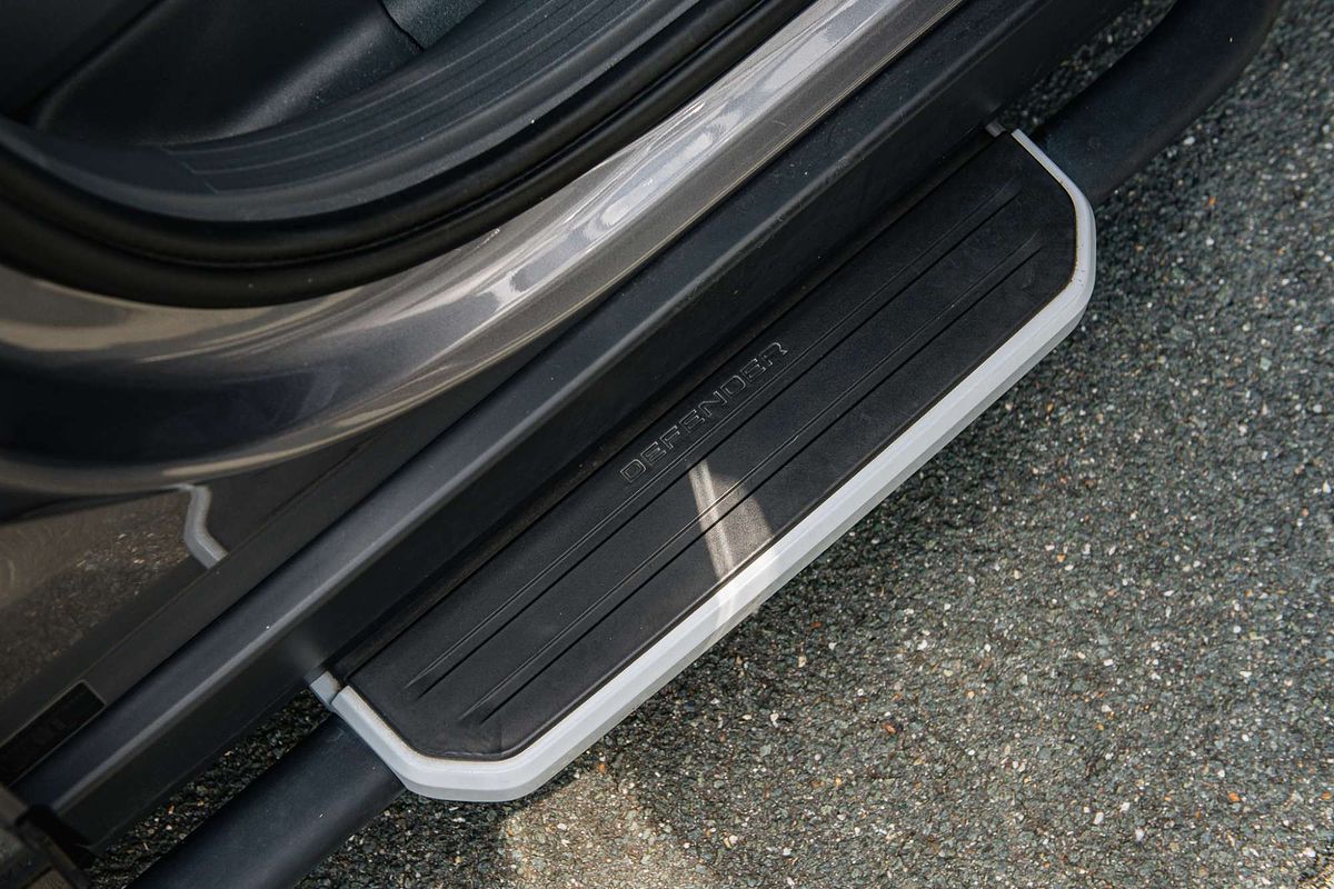 2021 Land Rover Defender 110 D300 X-Dynamic HSE L663