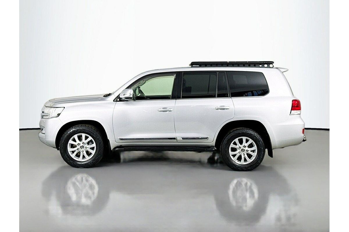 2019 Toyota Landcruiser Sahara VDJ200R