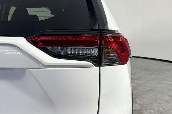 2021 Toyota RAV4 GXL MXAA52R