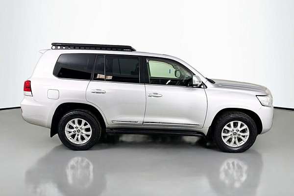 2019 Toyota Landcruiser Sahara VDJ200R