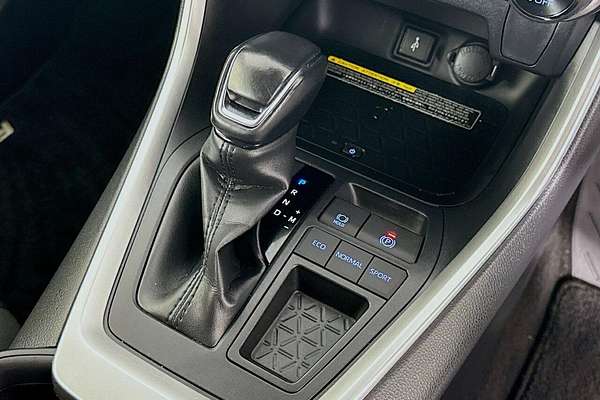 2021 Toyota RAV4 GXL MXAA52R