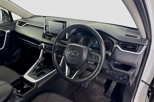 2021 Toyota RAV4 GXL MXAA52R