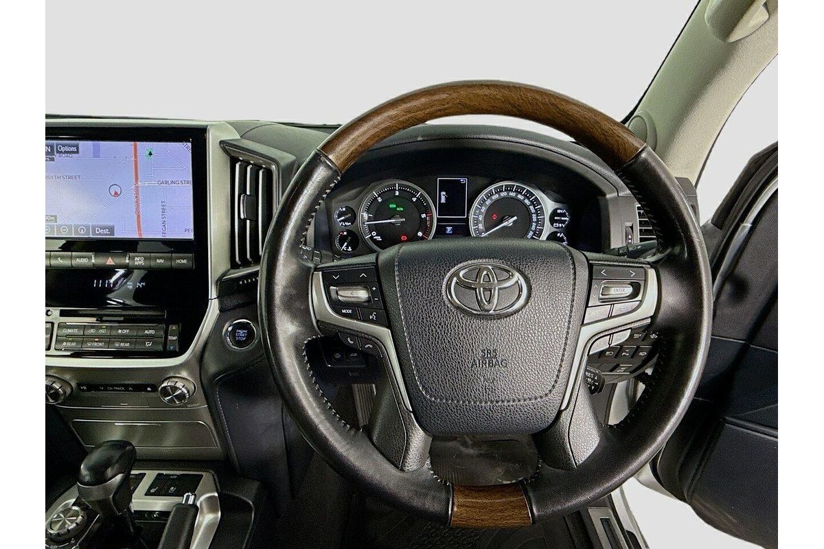2019 Toyota Landcruiser Sahara VDJ200R