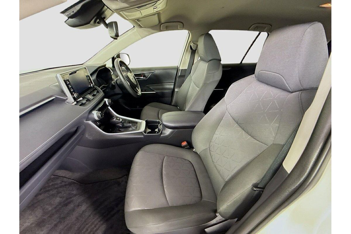 2021 Toyota RAV4 GXL MXAA52R