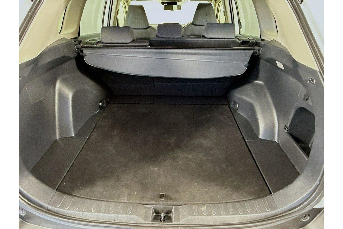 2021 Toyota RAV4 GXL MXAA52R