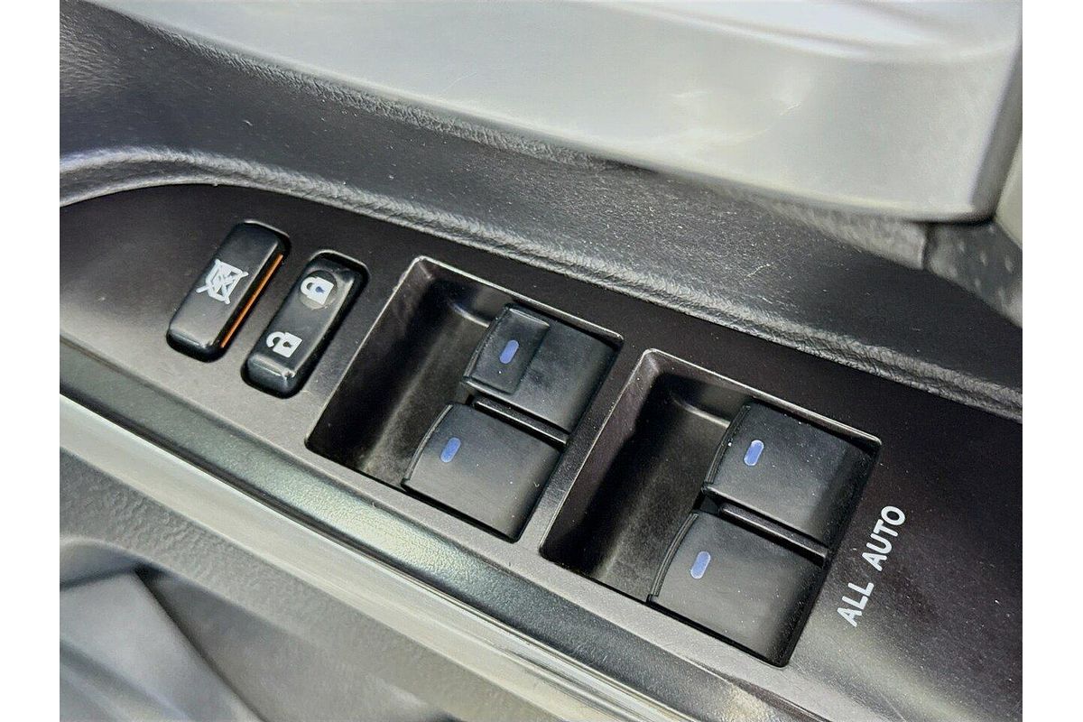 2019 Toyota Landcruiser Sahara VDJ200R