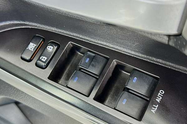 2019 Toyota Landcruiser Sahara VDJ200R