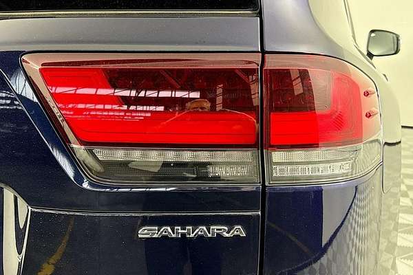 2024 Toyota Landcruiser Sahara FJA300R