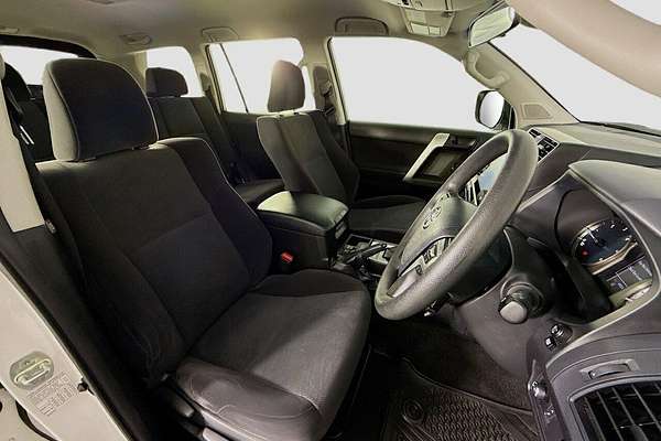 2023 Toyota Landcruiser Prado GX GDJ150R