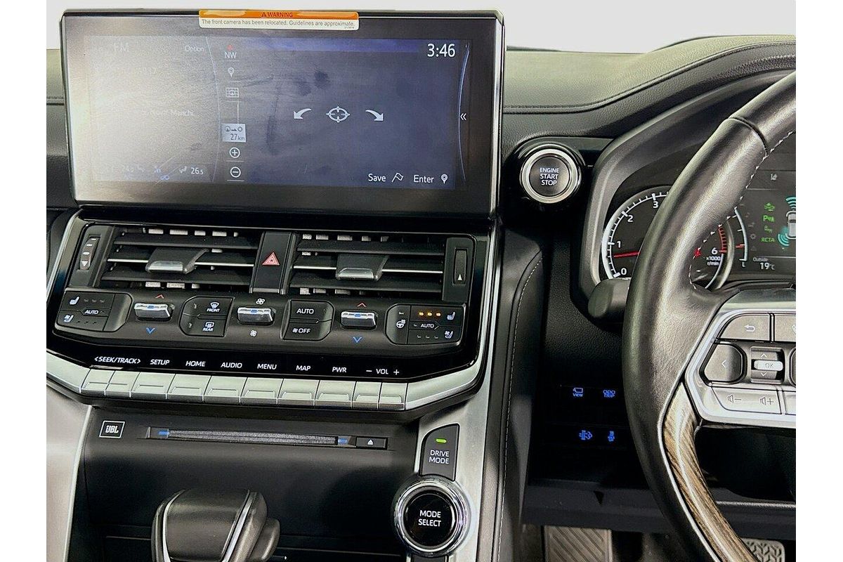 2024 Toyota Landcruiser Sahara FJA300R