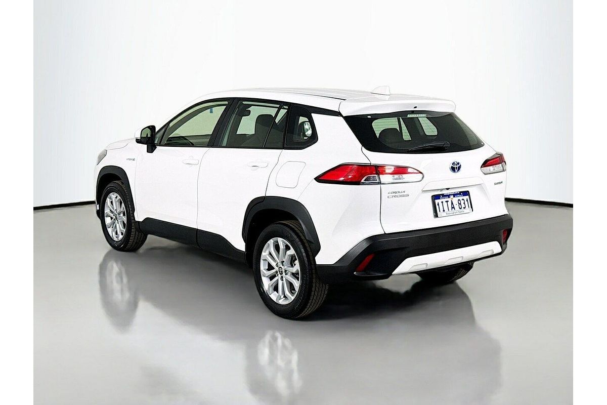 2024 Toyota Corolla Cross GX MXGH10R