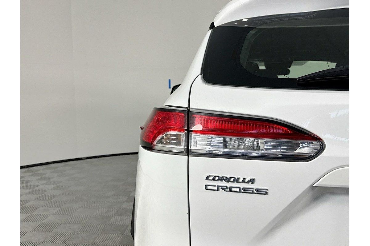 2024 Toyota Corolla Cross GX MXGH10R