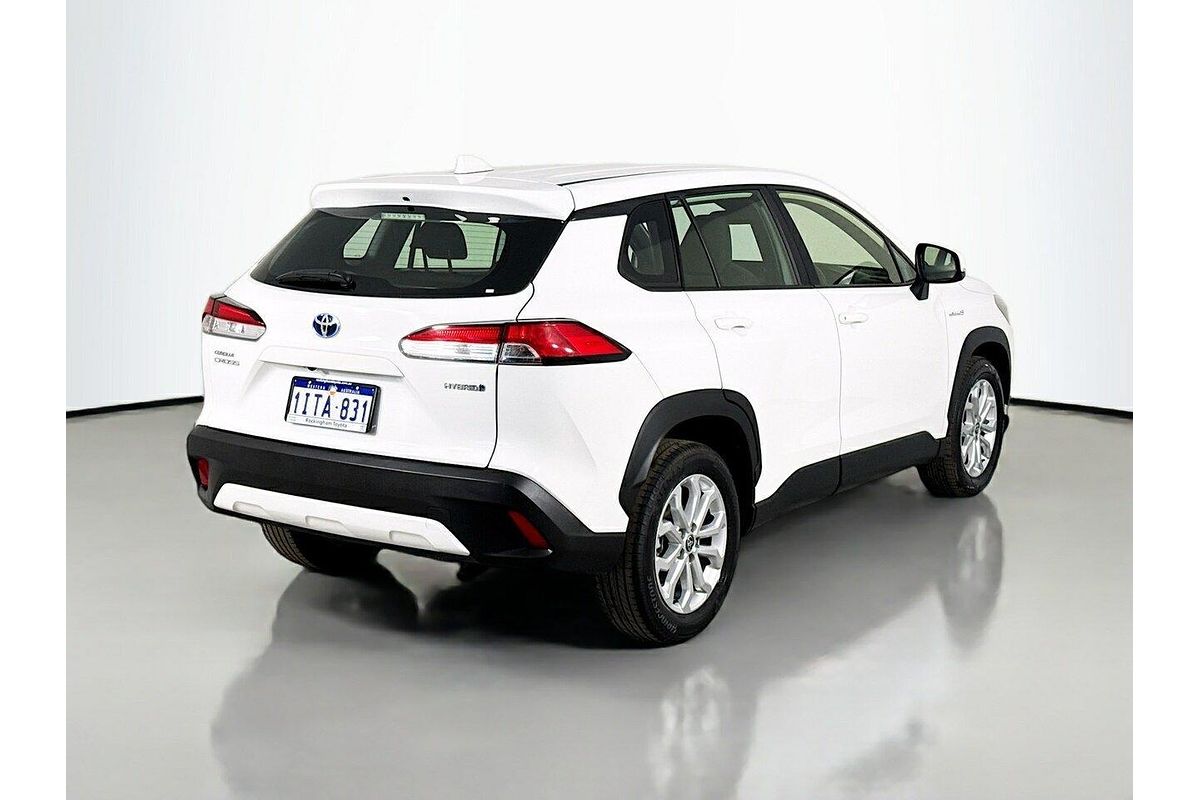 2024 Toyota Corolla Cross GX MXGH10R