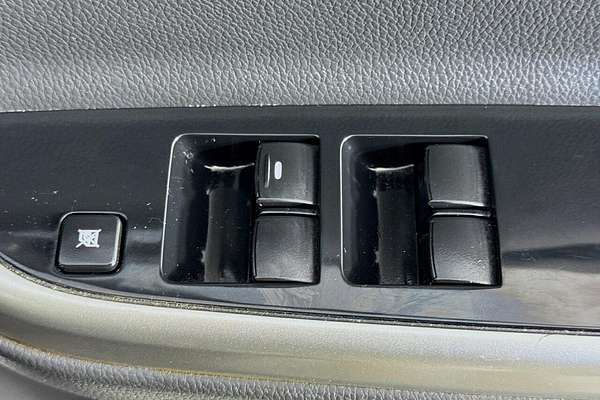 2021 Mitsubishi Triton GSR MR 4X4