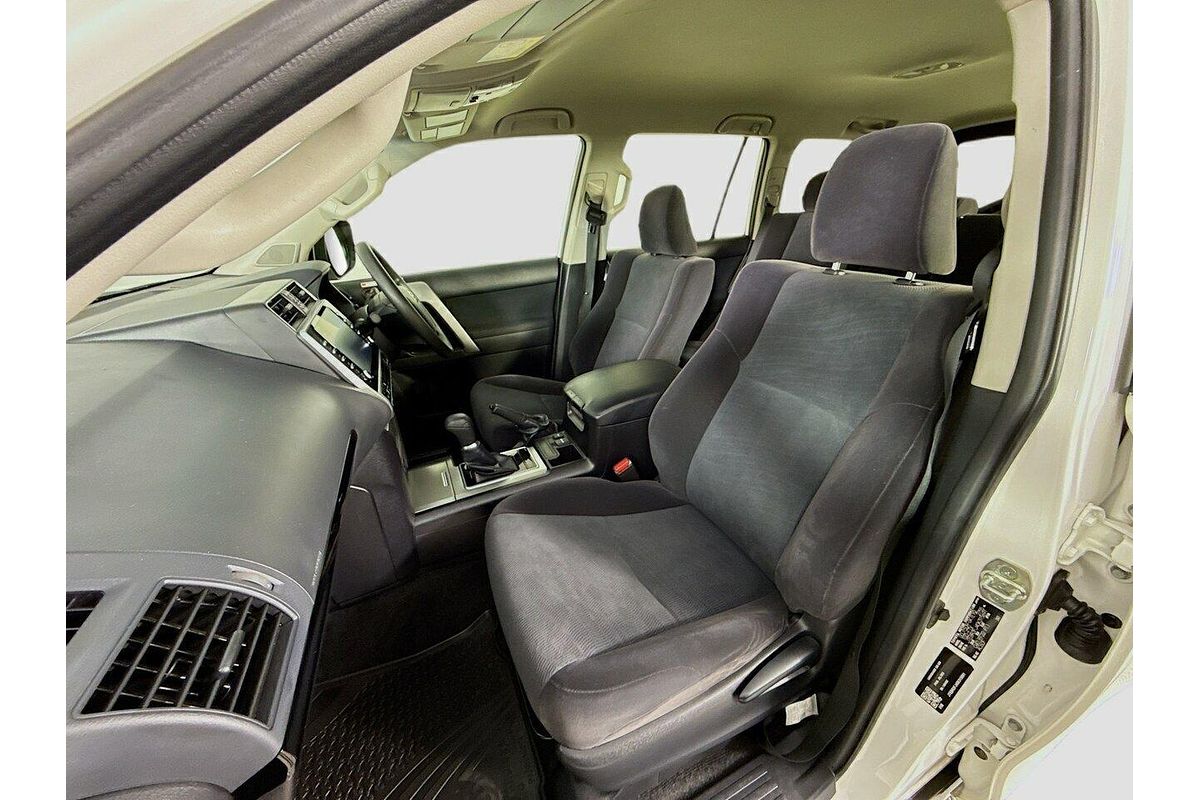 2023 Toyota Landcruiser Prado GX GDJ150R