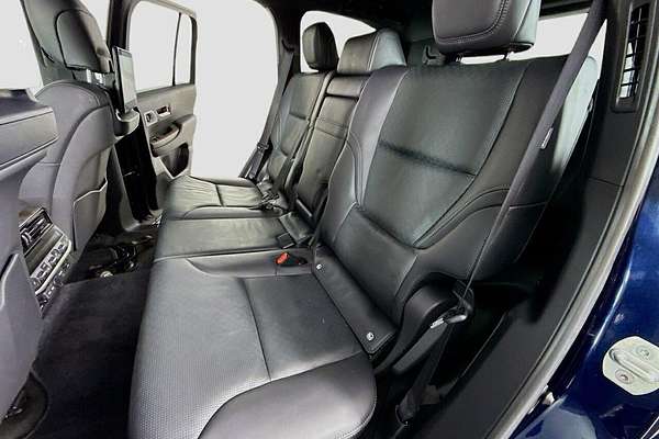 2024 Toyota Landcruiser Sahara FJA300R