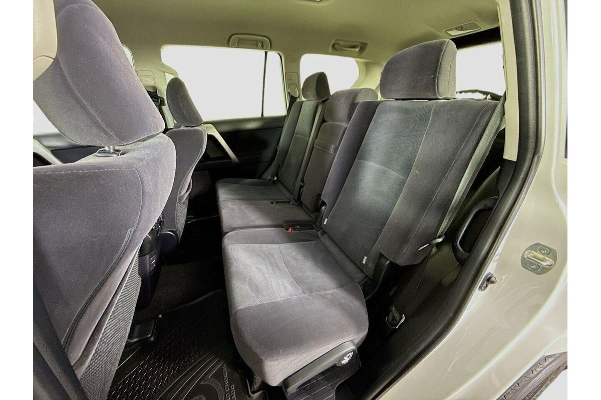 2023 Toyota Landcruiser Prado GX GDJ150R