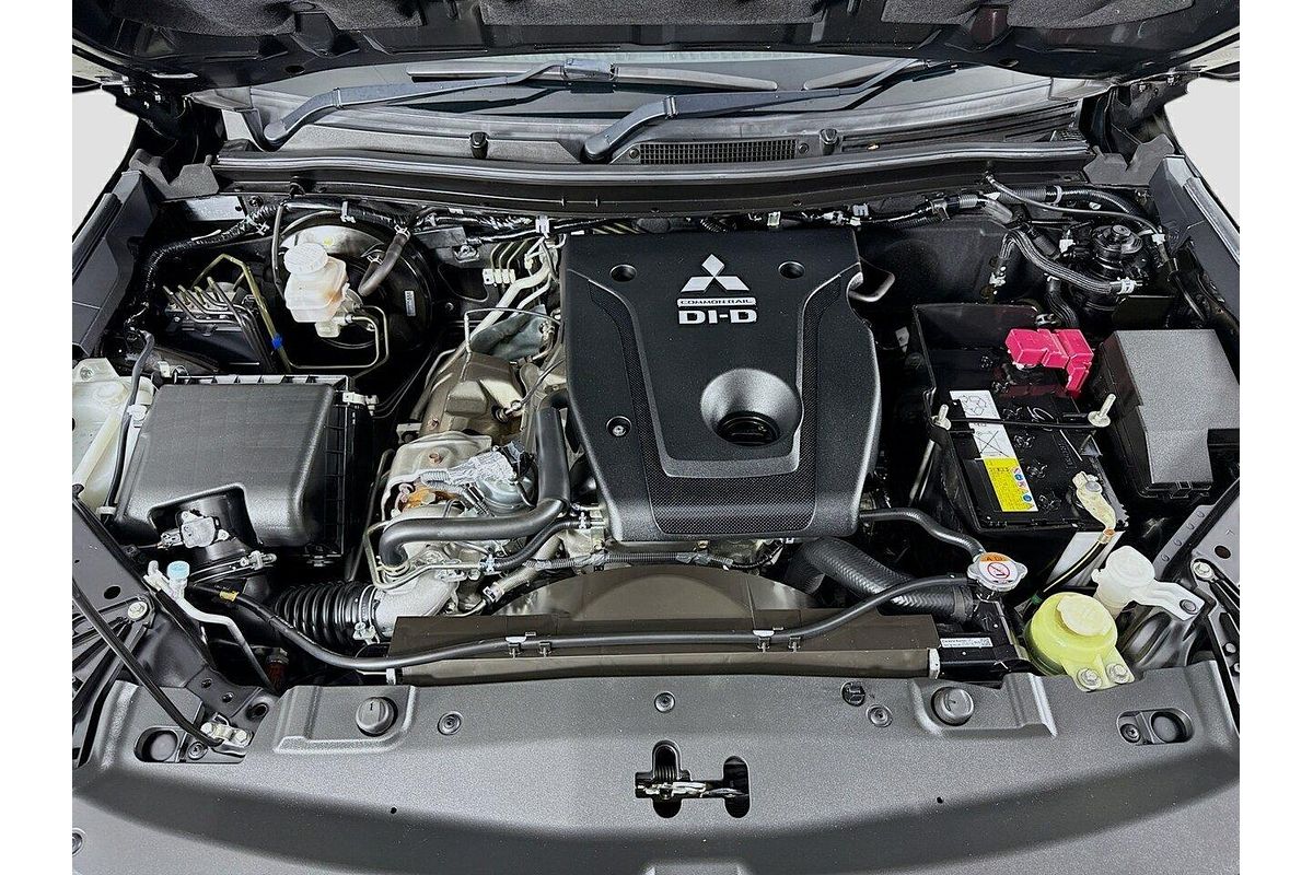 2021 Mitsubishi Triton GSR MR 4X4