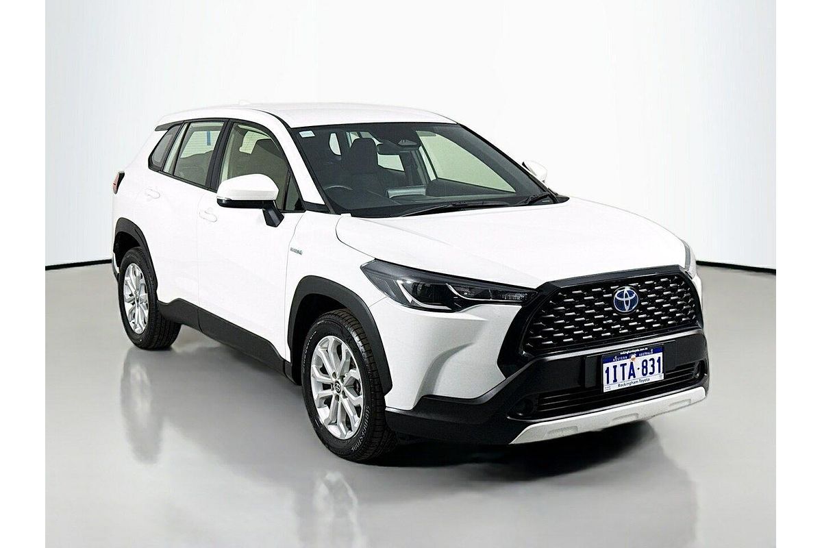 2024 Toyota Corolla Cross GX MXGH10R