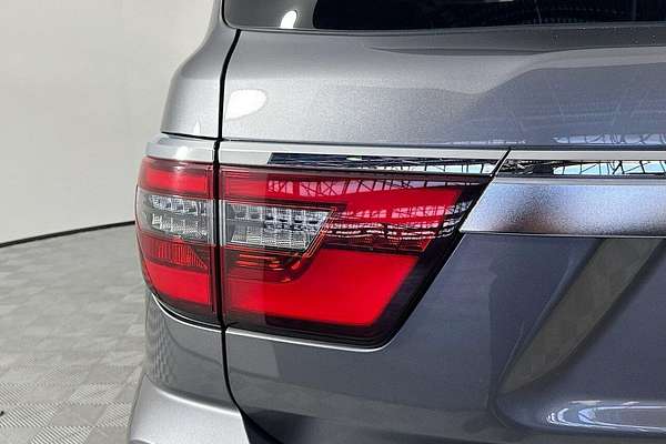 2023 Nissan Patrol Ti-L Y62