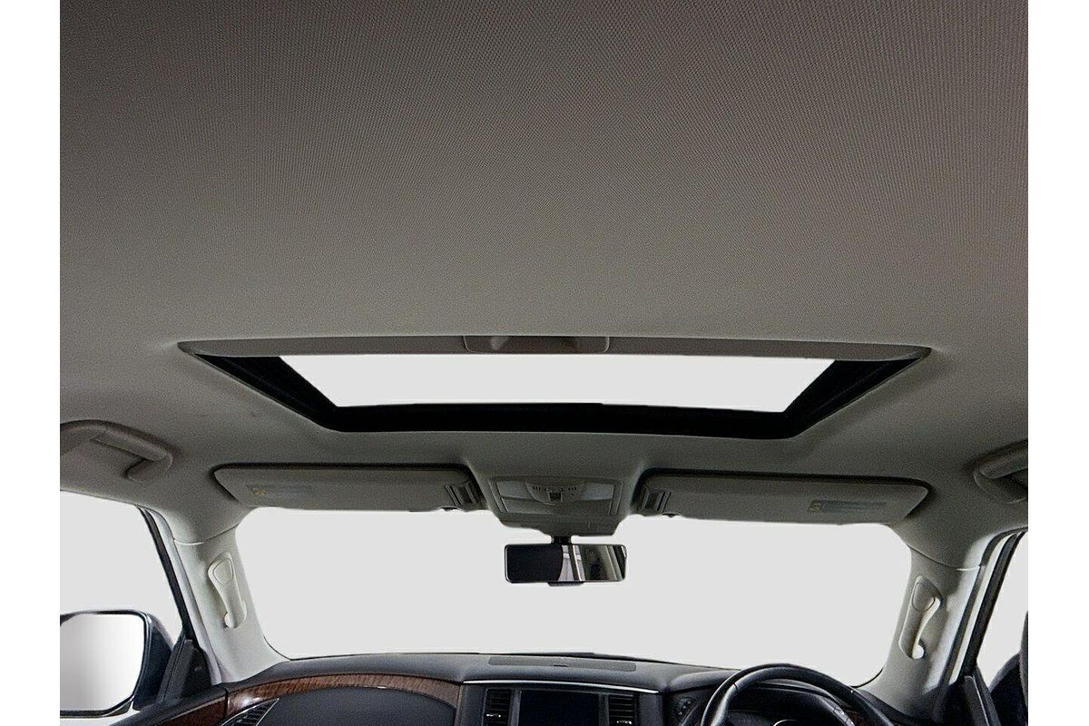 2023 Nissan Patrol Ti-L Y62