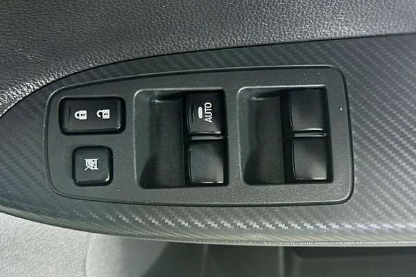 2024 Mitsubishi Eclipse Cross ES YB