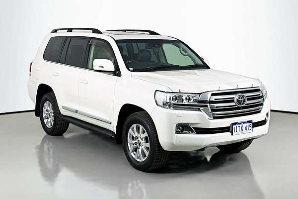 2017 Toyota Landcruiser Sahara VDJ200R